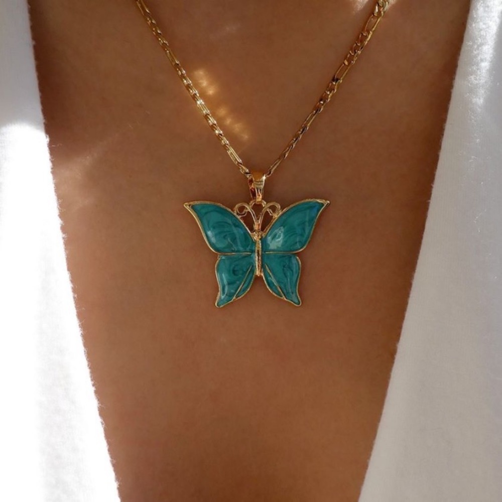 Rafia Butterfly Necklace 🦋
